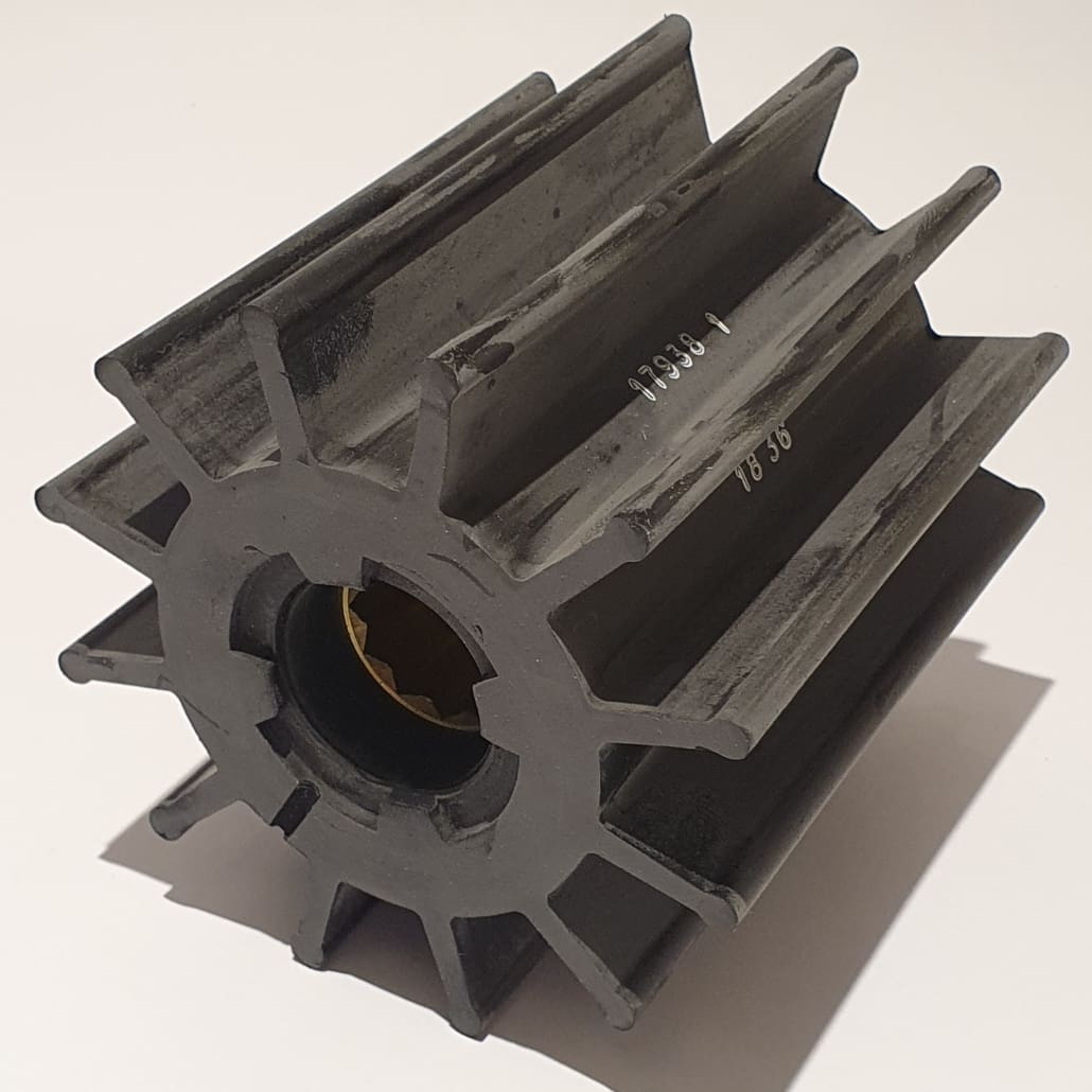 En impeller för att kyla motorn till Volvo Penta D12/D13/D16